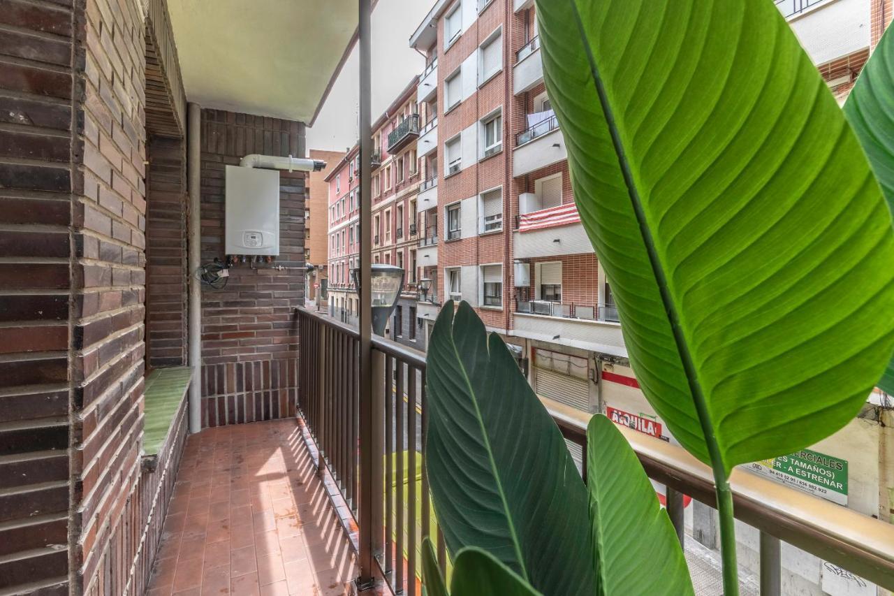 New! Lovely 4-Bedroom Loft In Bilbao Zewnętrze zdjęcie
